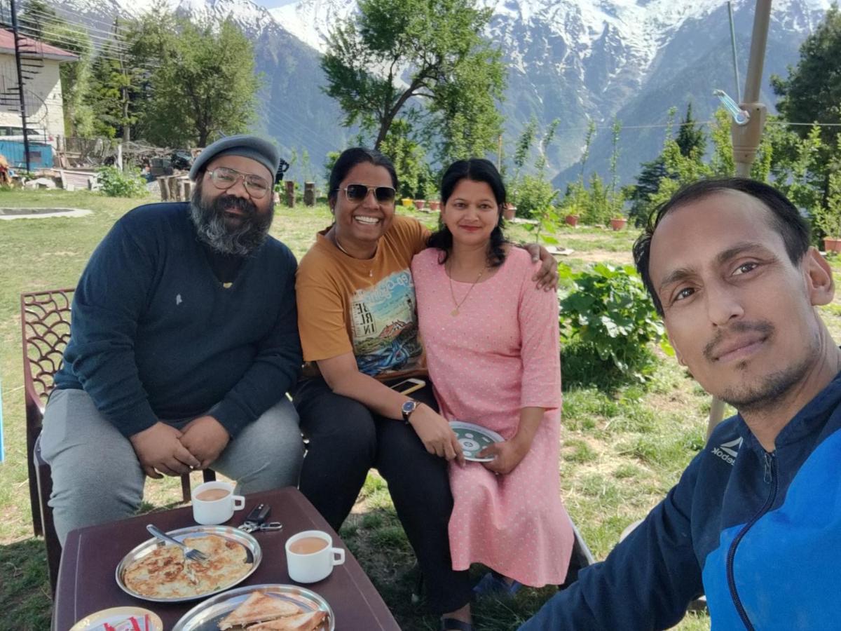 Silk Route Home Stay Kalpa Exteriér fotografie