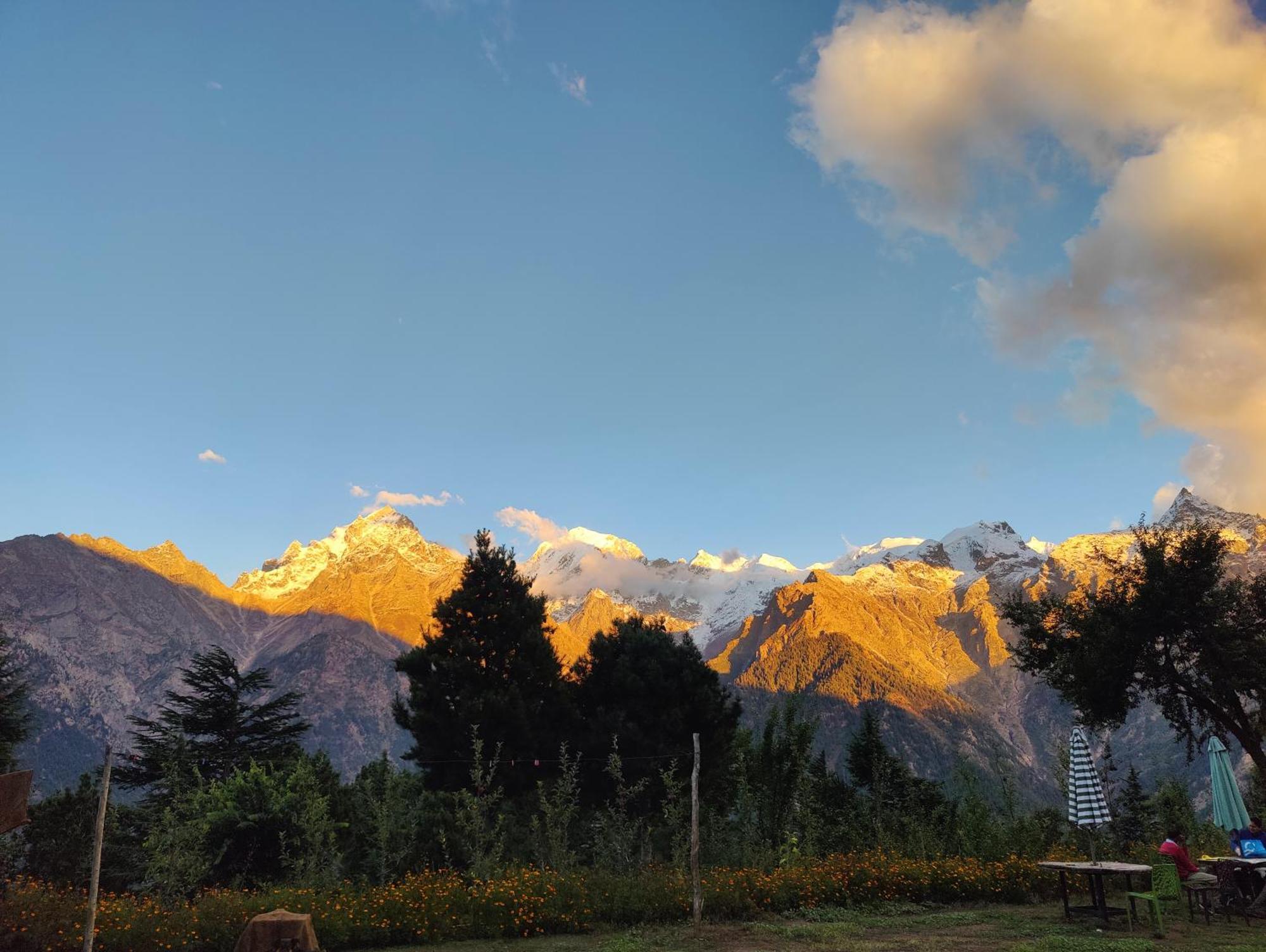 Silk Route Home Stay Kalpa Exteriér fotografie